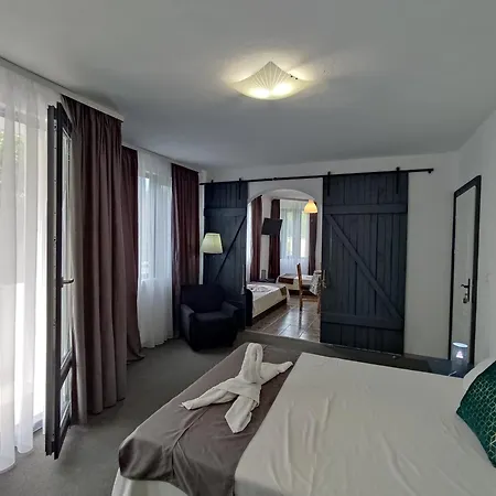 شقة Rali كيتن