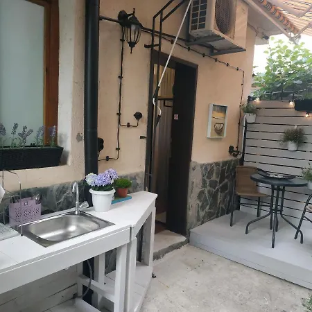Apartament Rali *